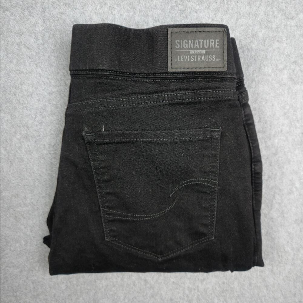 Signature Levi Strauss Size 10M Black Totally Shaping Pull On Skinny Jeans 32x29